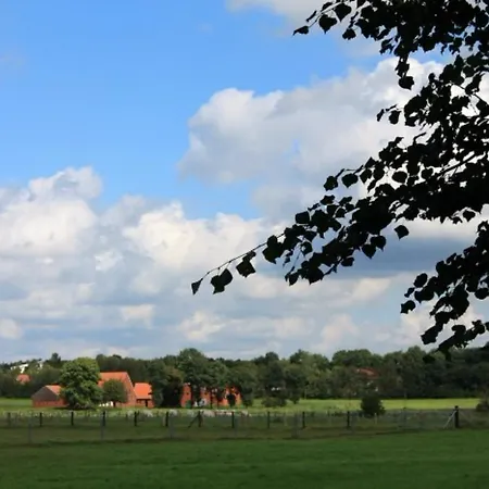 Am Schwatten Berg Bed & Breakfast Heek