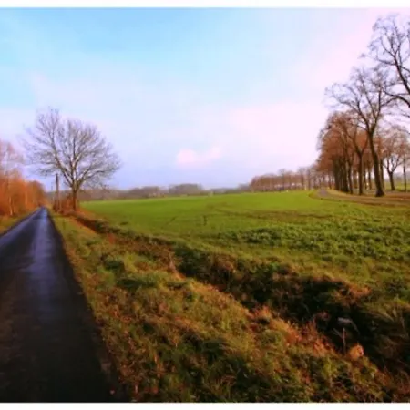 Am Schwatten Berg Bed & Breakfast Heek