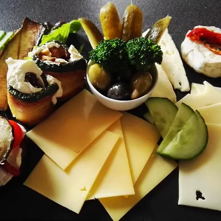 Alojamento de Acomodação e Pequeno-almoço Am Schwatten Berg