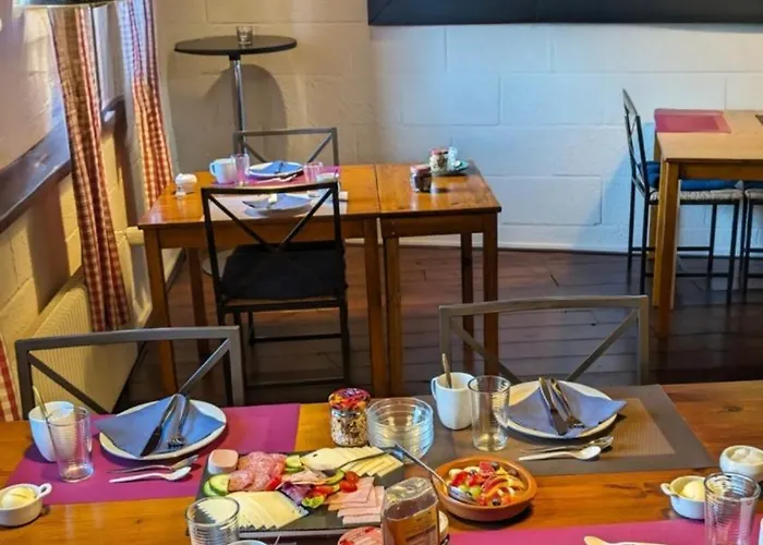 Am Schwatten Berg Bed & Breakfast Heek